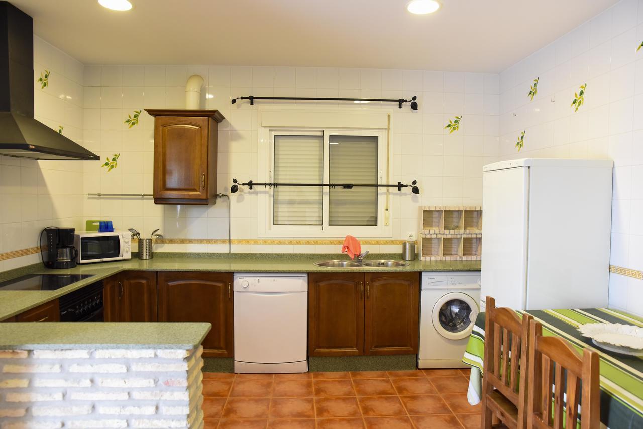 Villas Perez Zara โกนิล เด ลาฟรอนเตรา ภายนอก รูปภาพ