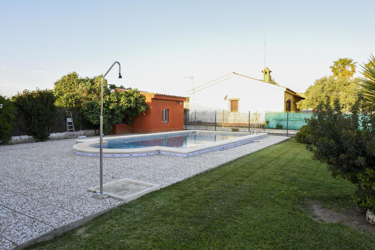 Villas Perez Zara โกนิล เด ลาฟรอนเตรา ภายนอก รูปภาพ