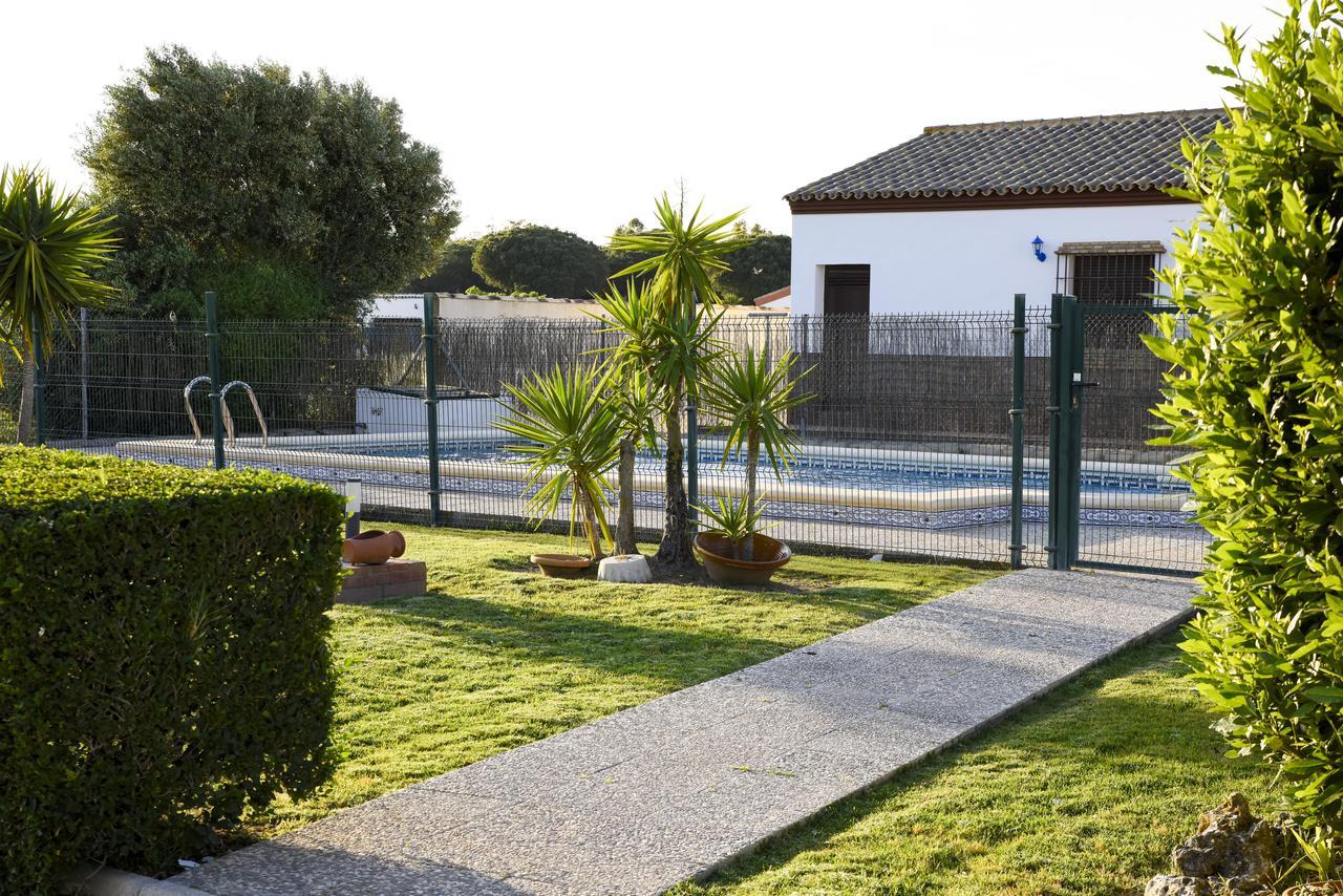 Villas Perez Zara โกนิล เด ลาฟรอนเตรา ภายนอก รูปภาพ