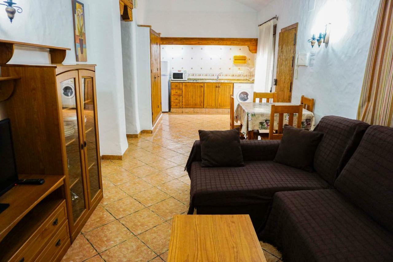 Villas Perez Zara โกนิล เด ลาฟรอนเตรา ภายนอก รูปภาพ